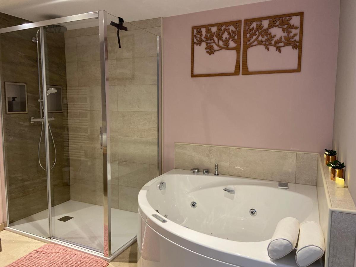 Au Fil De L'O Bed & Breakfast Bisseuil Bagian luar foto
